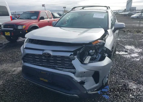 2023 Toyota Rav4 Limited z USA, uszkodzony, nr VIN 2T3N1RFVXPC390719